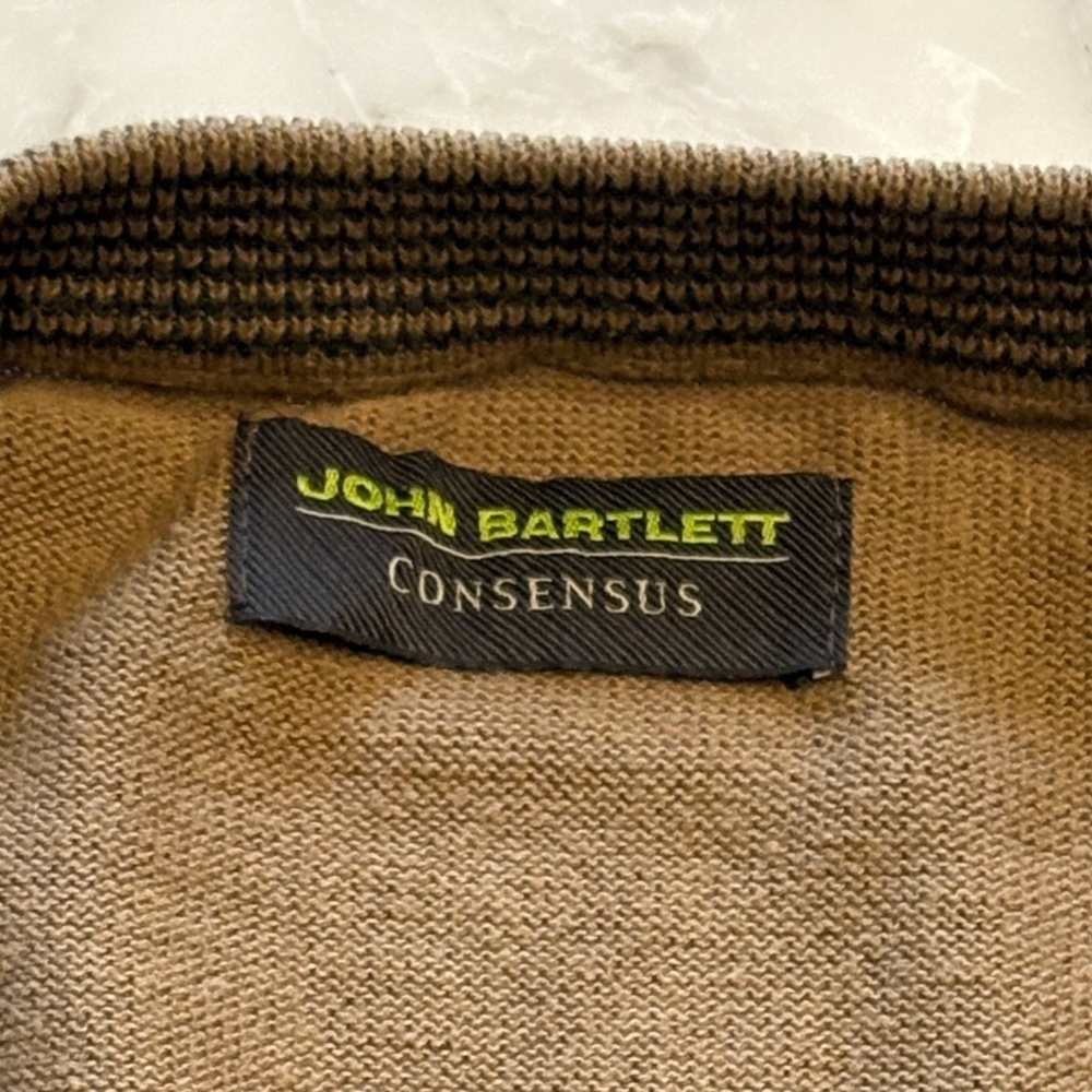John Bartlett Consensus V-Neck Sweater Vest in Brown - Picture 2 of 5